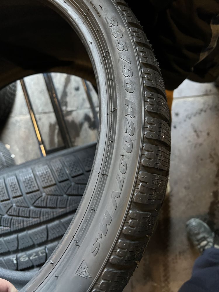 295/30/20+245/35/20 R20 Pirelli Sottozero Winter 270 4шт новые зима