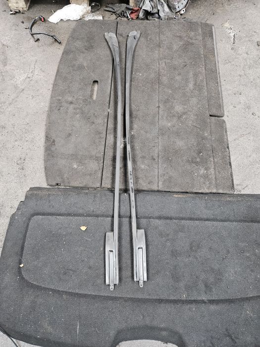 Listwa szyby czołowej lewa I prawa Ford Galaxy Mk3