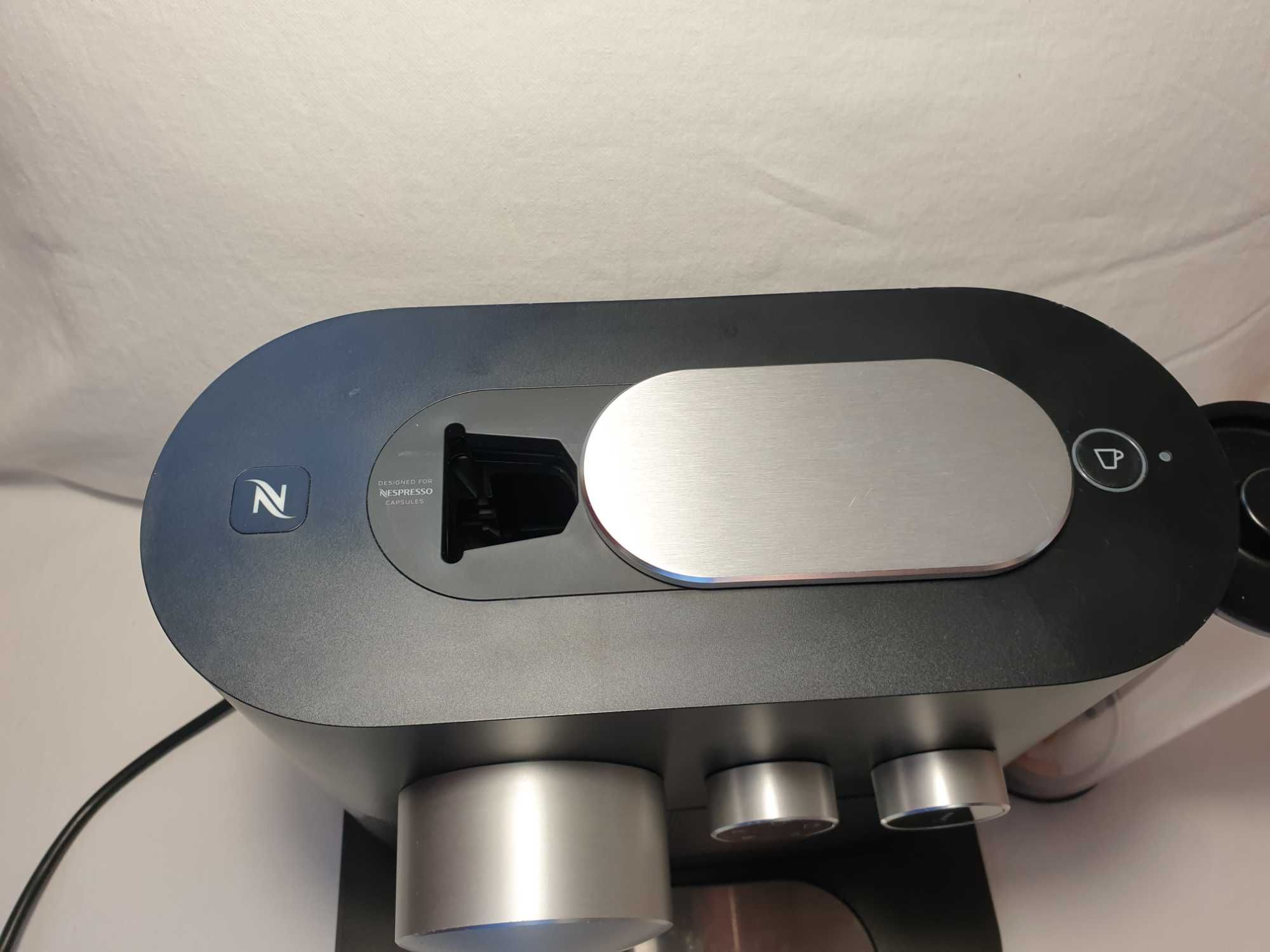 Ekspres do kawy krups Nespresso Expert C80