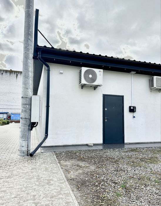 Здам приміщення в оренду по вул. Карбишева