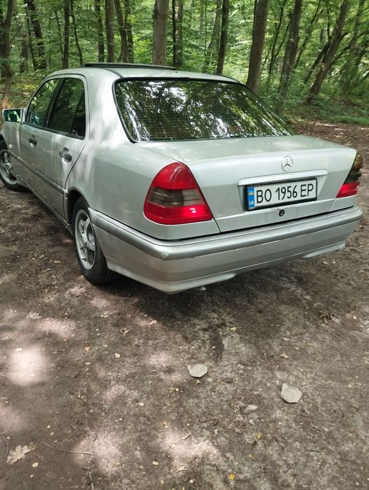 Мерседес С180 1998 р