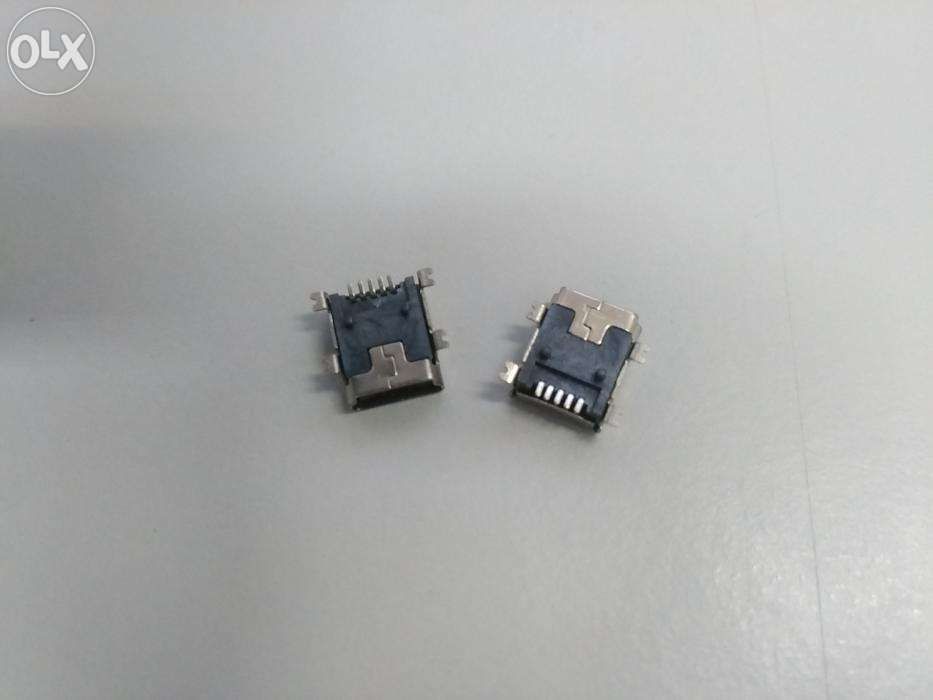 28 tomadas socket MiniUSB fêmea