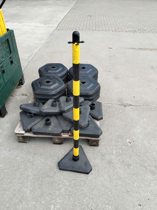 Słupek wygrodzeniowy ostrzegawczy zestaw i