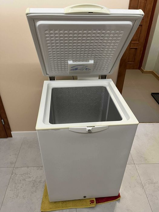 Zamrażalka skrzyniowa Whirlpool AFG 516-C/H 138l