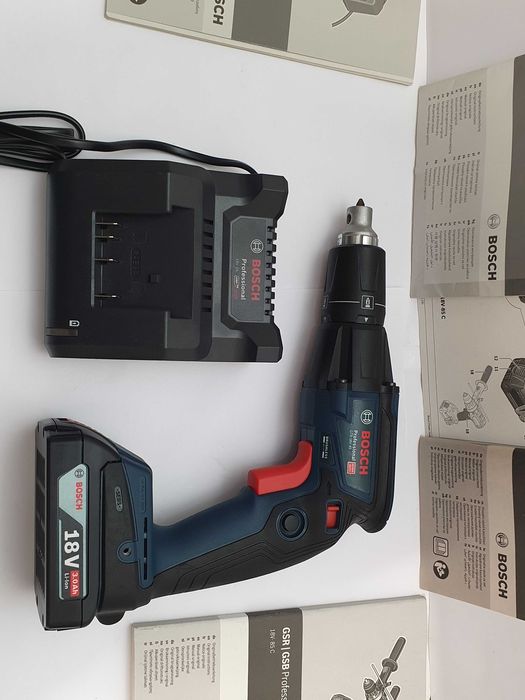 Wkrętarka do płyt GK drewno BOSCH GTB 18V-45 ladowarka bateria 3ah