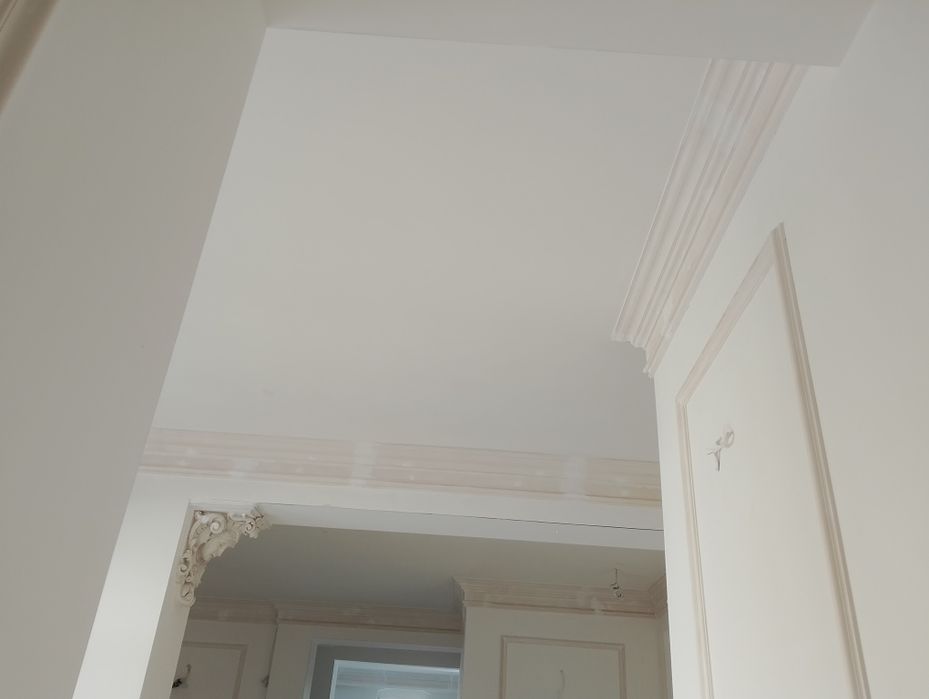 Gzymsy gipsowe, sztukateria