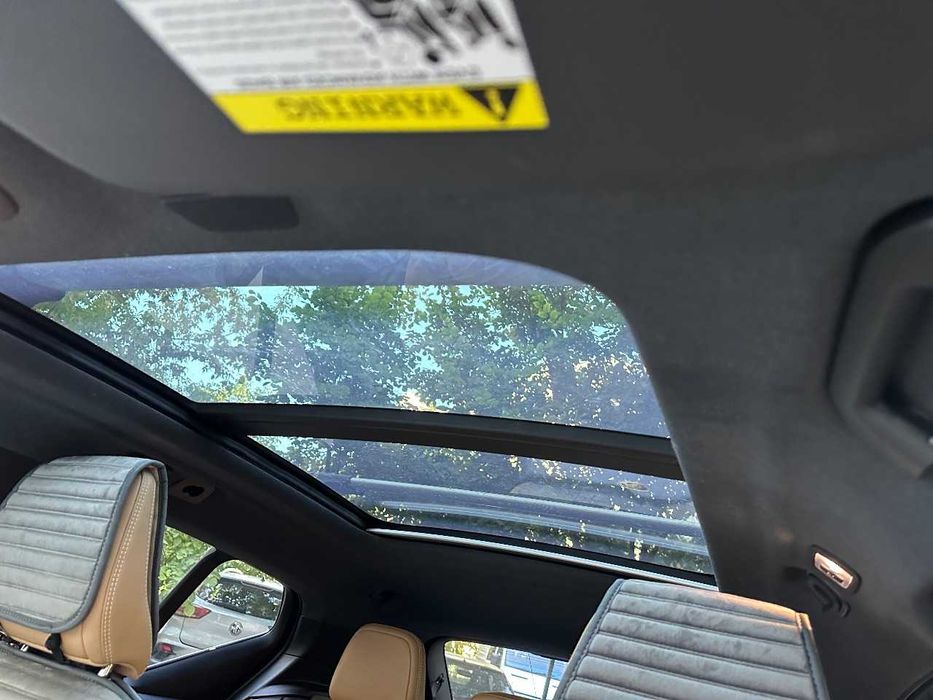 Продам автомобиль Вольво ХС40 2019 року