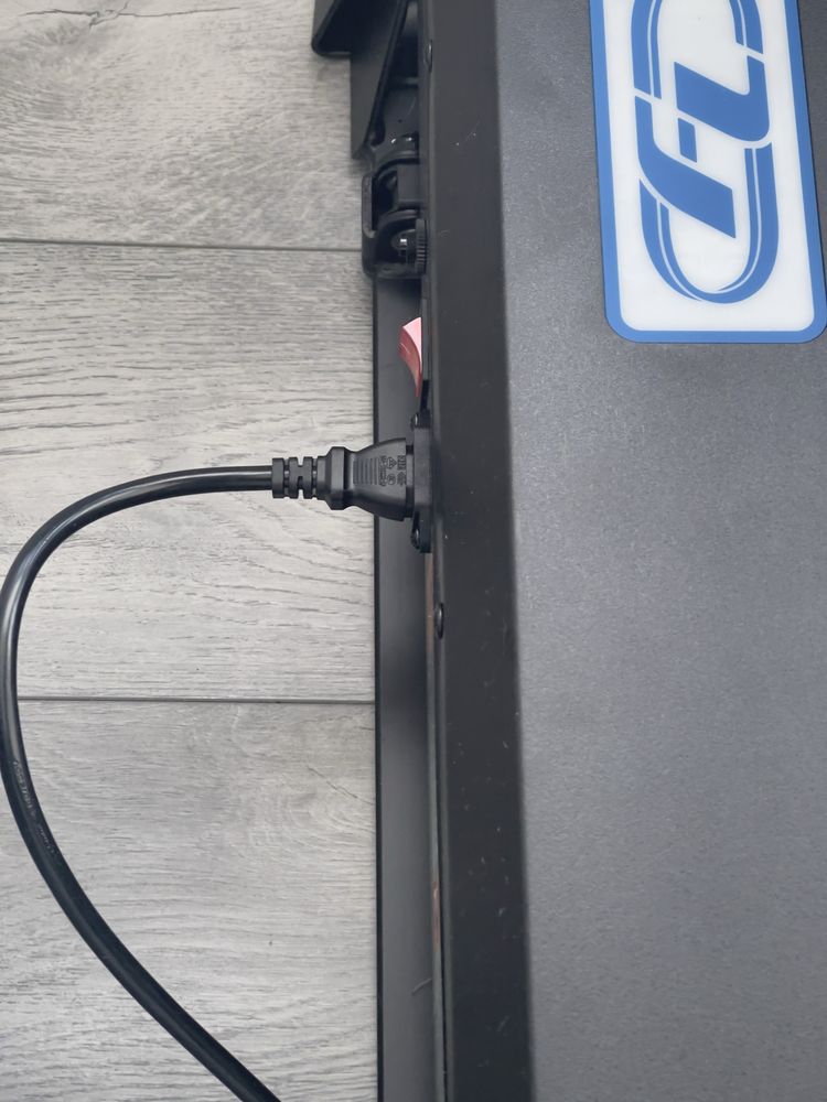 Бігова доріжка FitLogic T12B