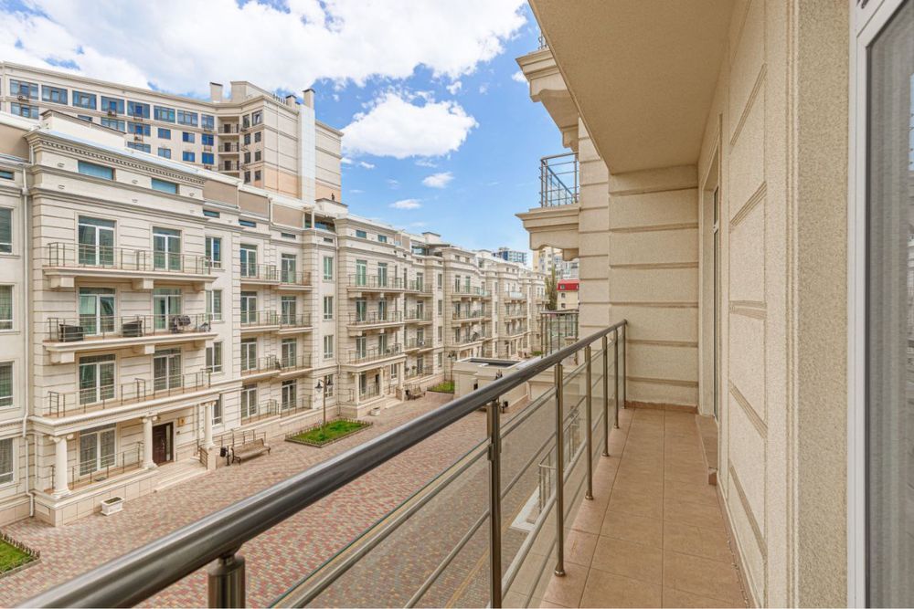 Двухкомнатная квартира в центре/10ст Фонтана 5 минут к пляж