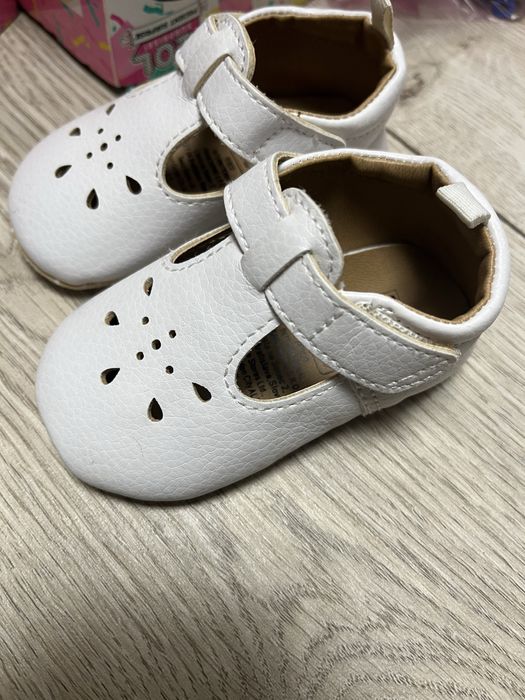 Туфельки f&f для дівчинки 3-6 міс