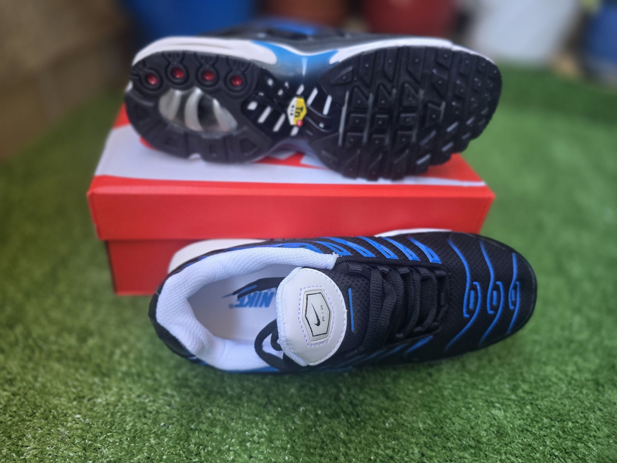Nike Air Max TN preta azul