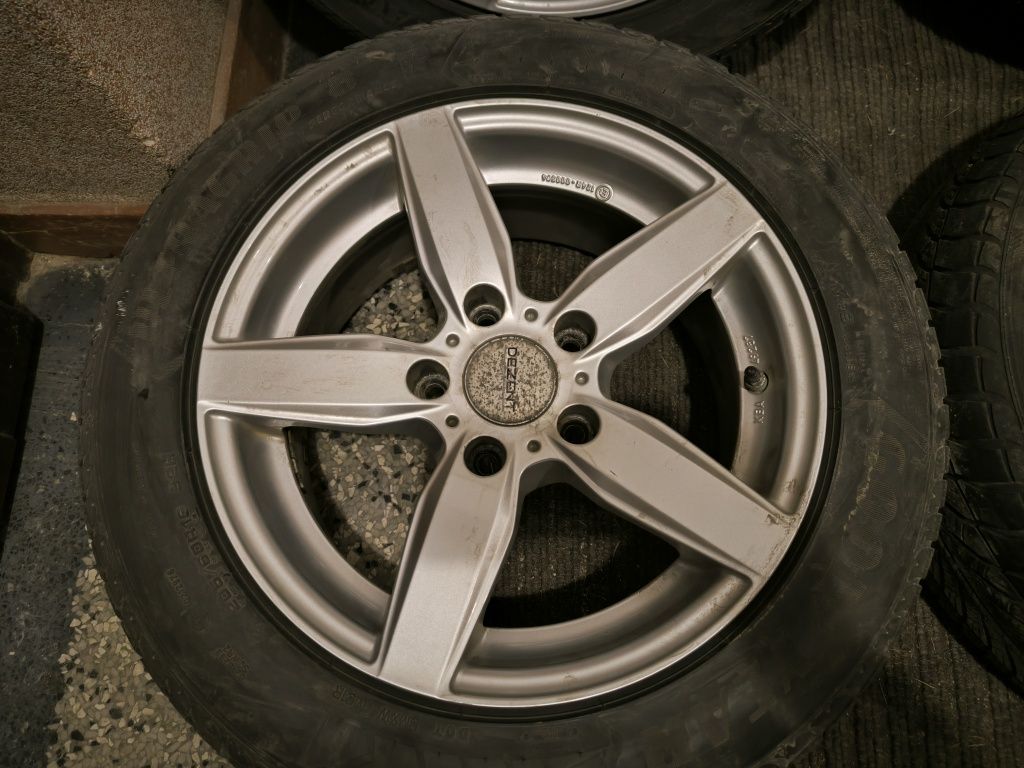 Felgi dezent BMW 16 5x120 opony zimowe Goodyear