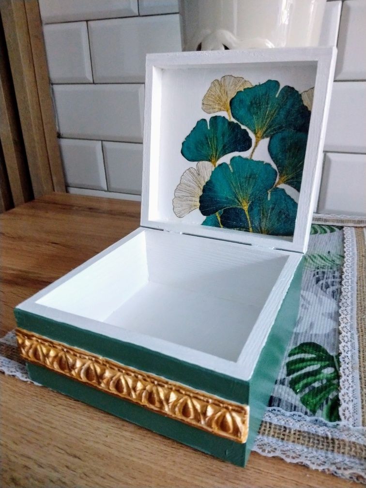 Handmade decoupage