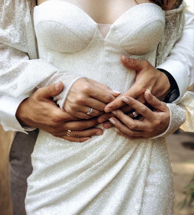 Весільна/вечірня сукня корсетна