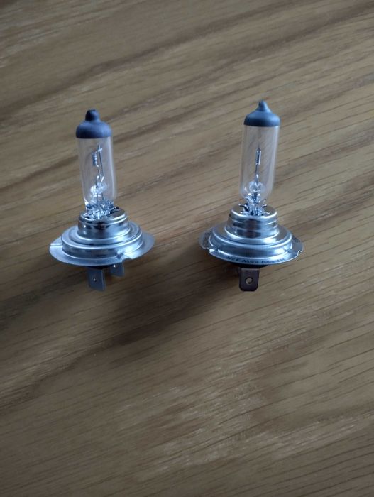 1 nowa żarówka H7 Philips