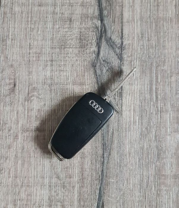 Kluczy Audi Na Części Dla Kolekcjonera Dekoracja