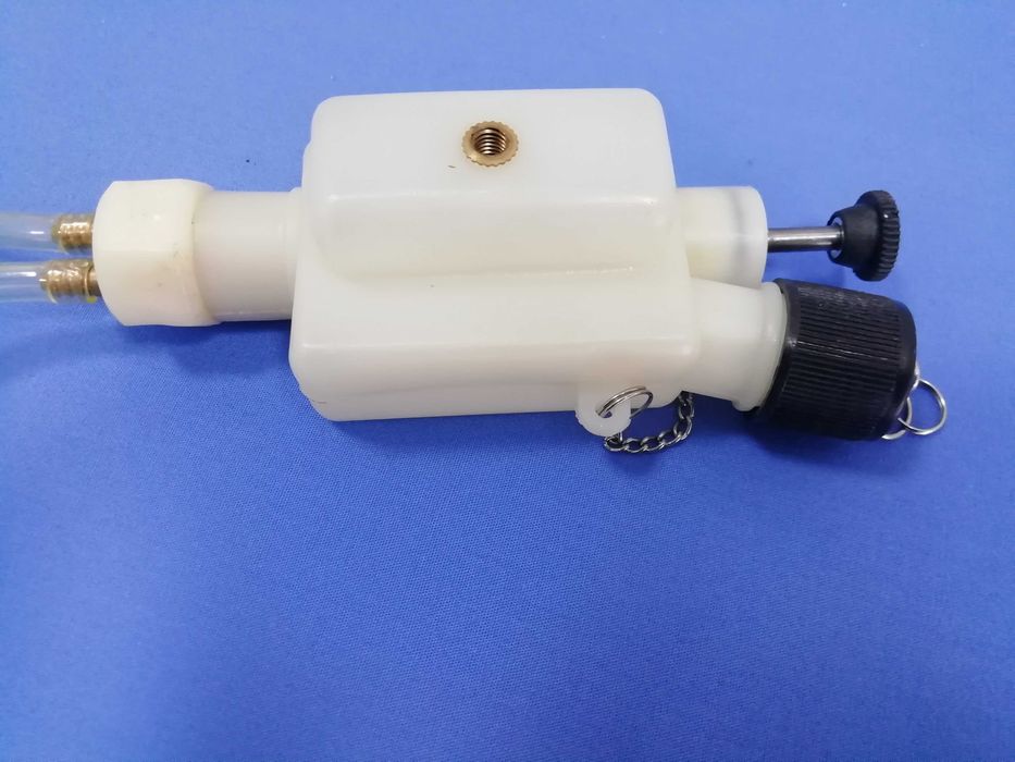 Depósito óleo para máquina coser sacos