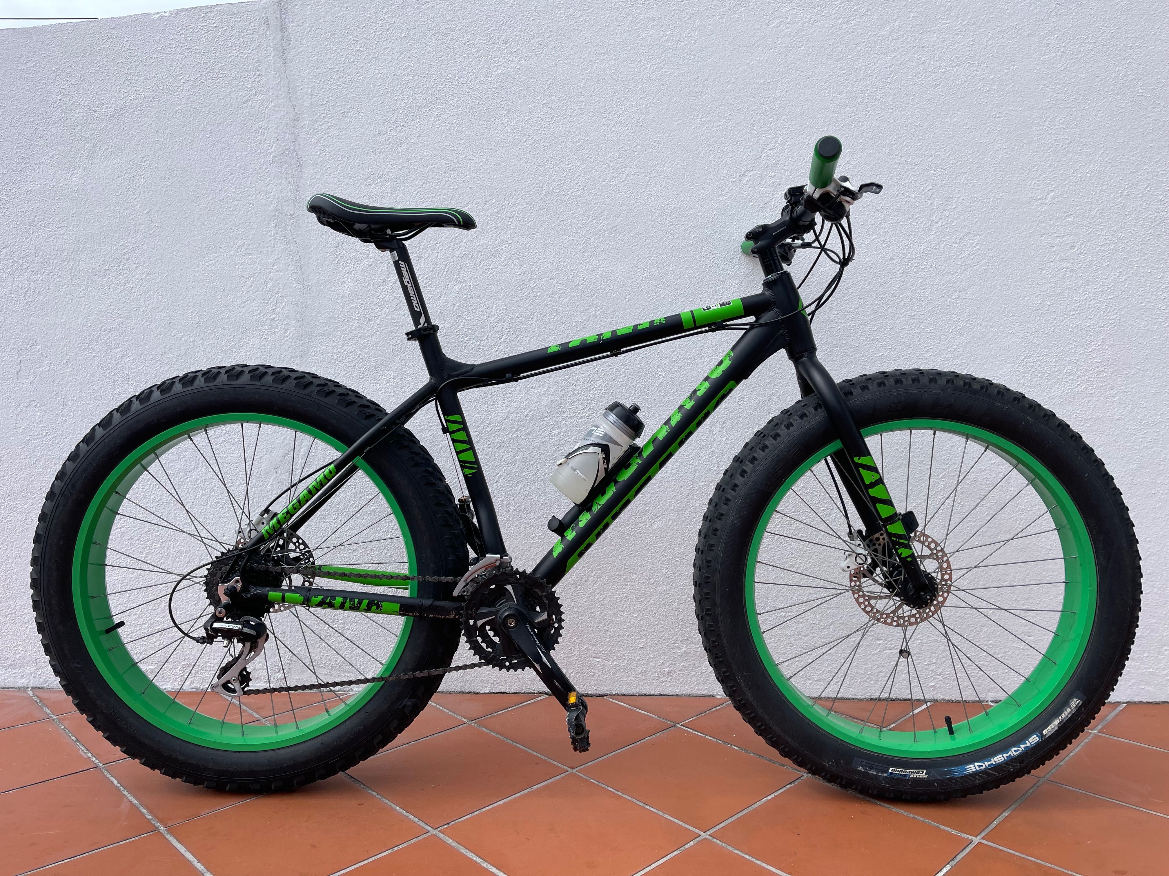 Bicicleta Megamo Tank (Fat Bike BTT)