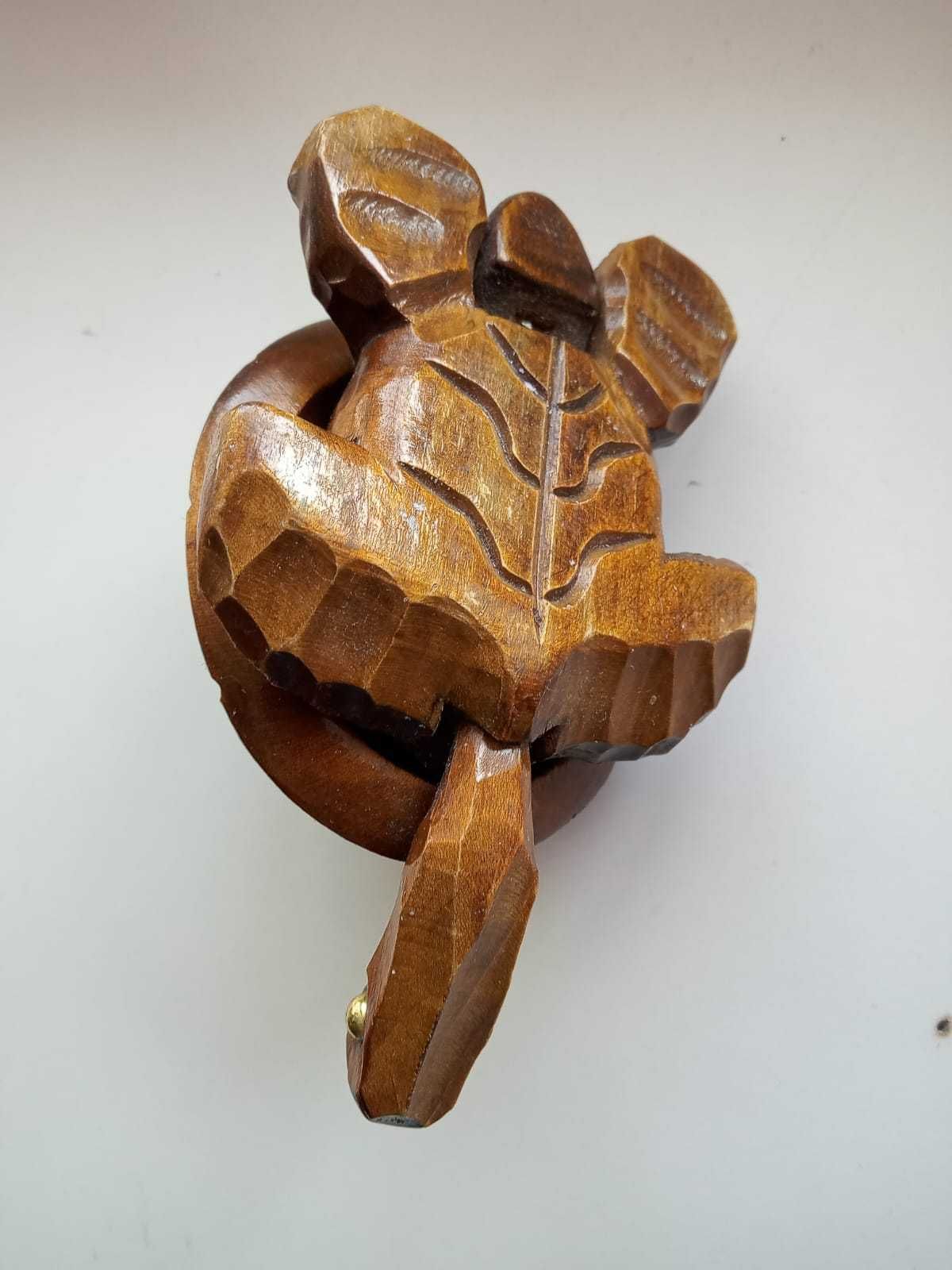 Шкатулка деревянная индийская 1980 г Черепаха