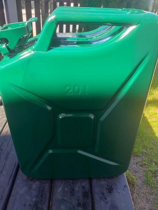 Karnister stary 20l