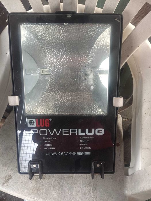 Lampy METAHALOGENOWE  wyładowcze mocne