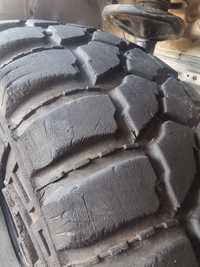 Pneus 33 12.5 r15