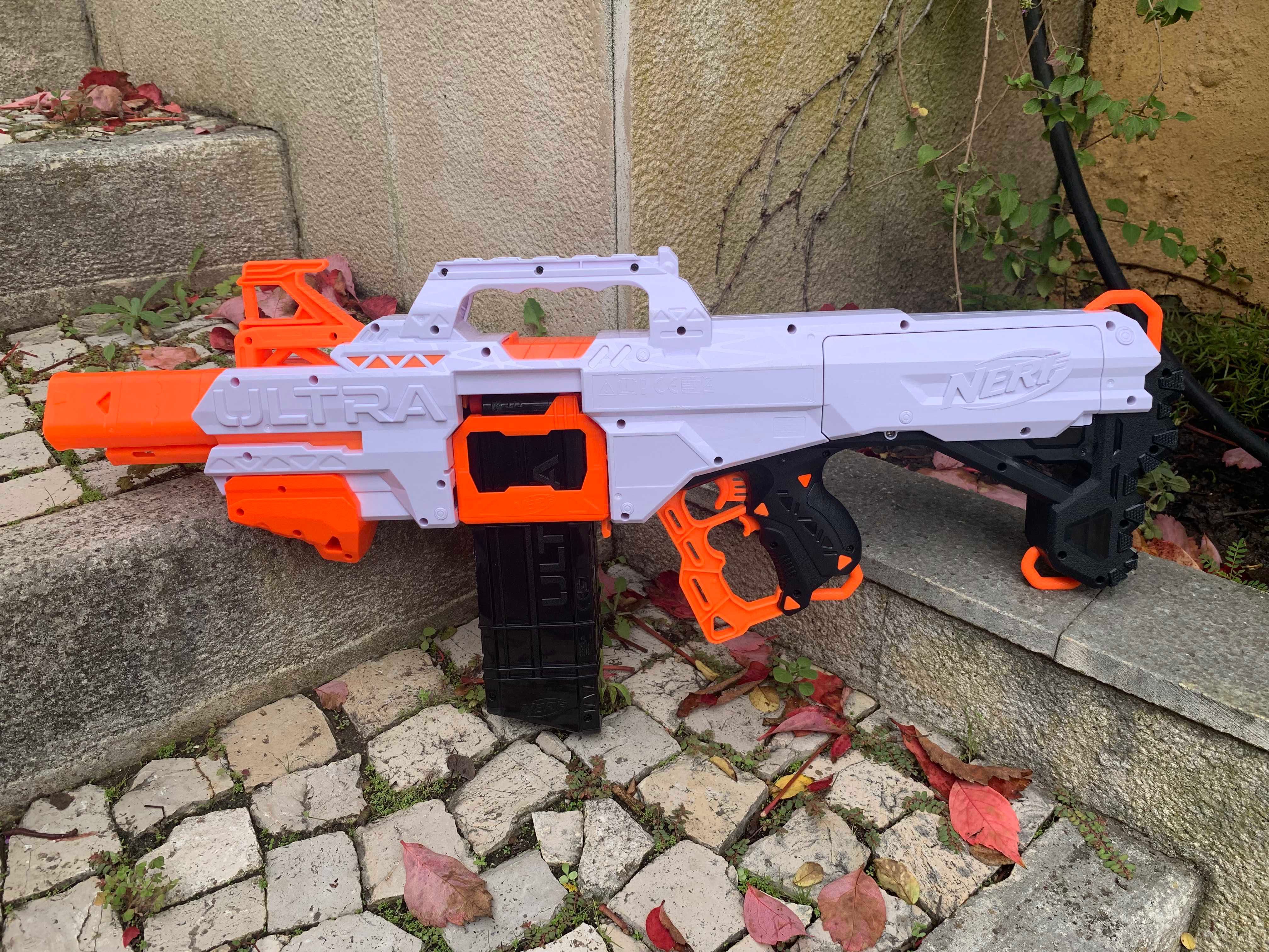 Nerf - Ultra Select (com 12 balas)