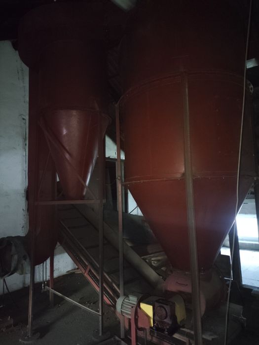 Silos ,sita, taśmociąg