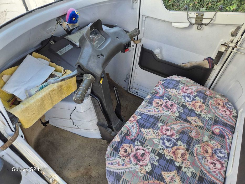 Vendo Vespa Furgon 50CC