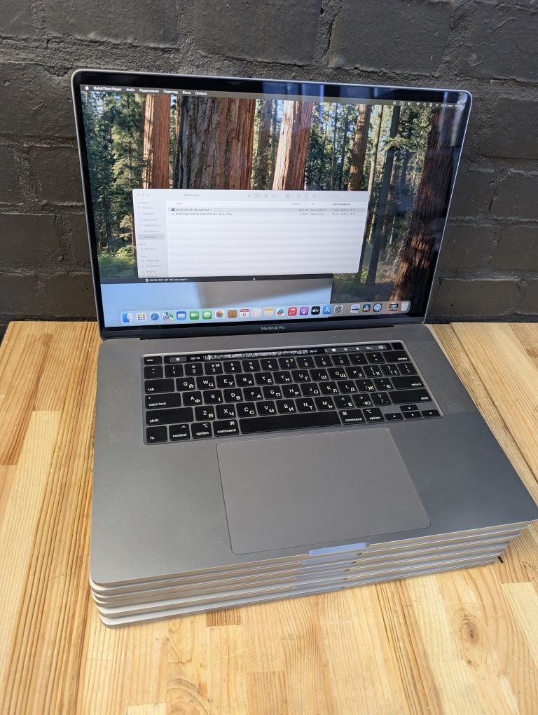 Ноутбук Apple MacBook Pro 16" (A2141, 2019) Потужний ноутбук для робот