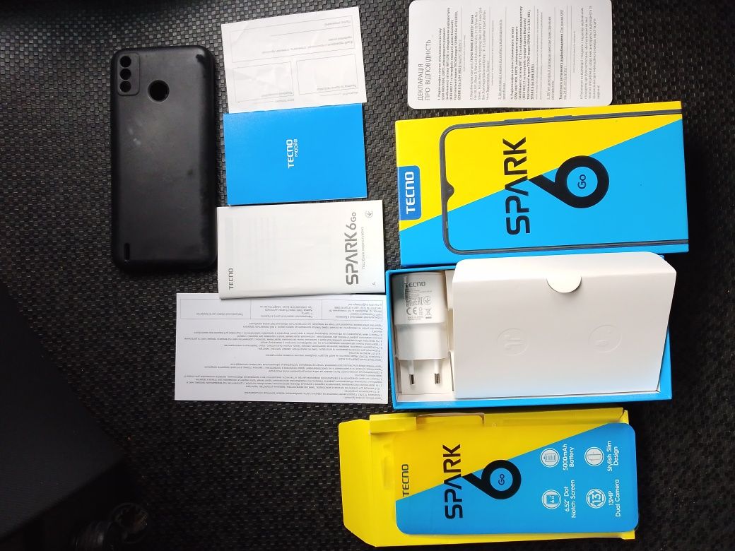 Смартфон TECNO SPARK Go6 3/64