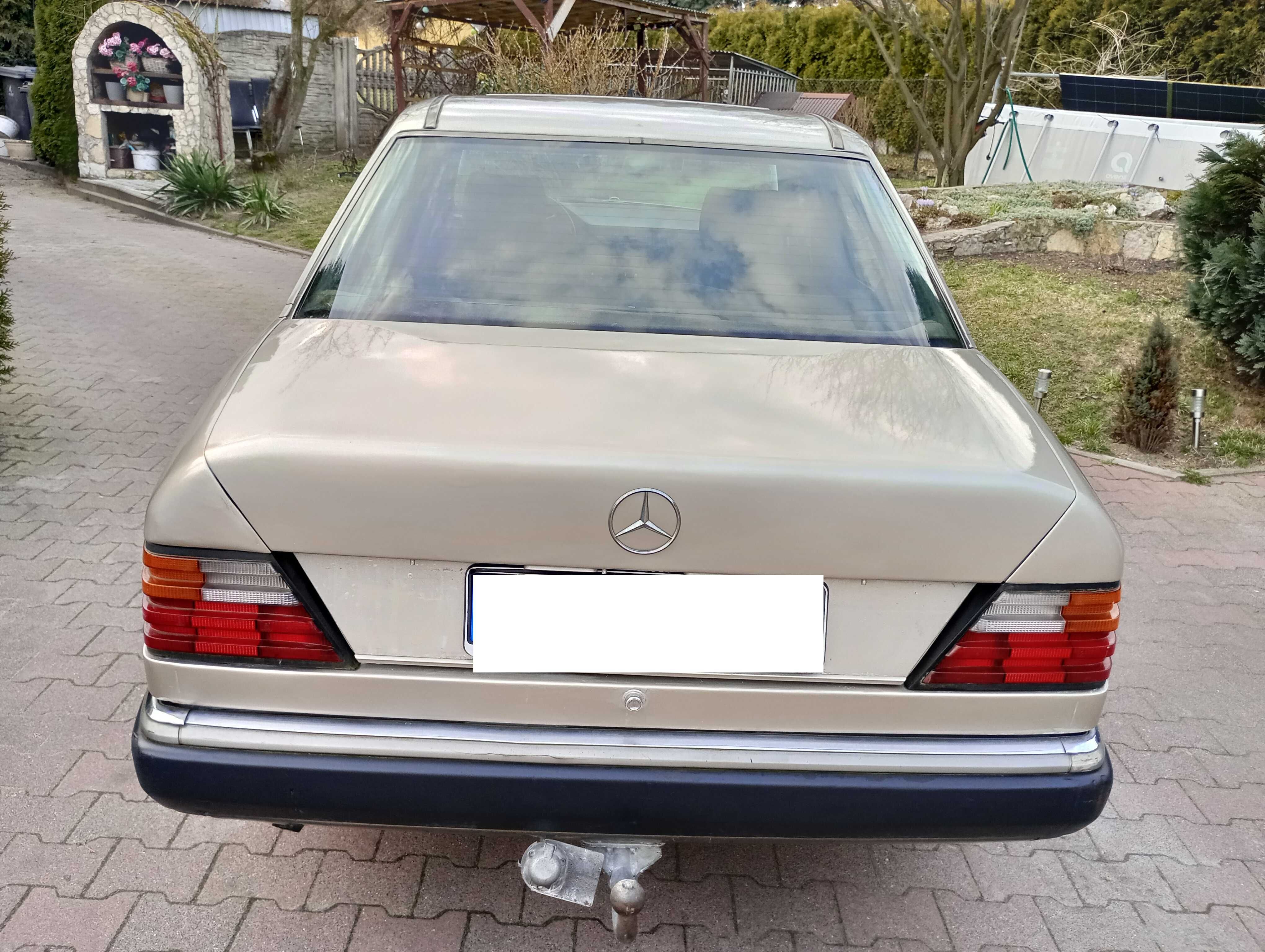 Mercedes-Benz W 124