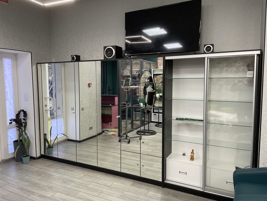 Продаж приміщення , 23 вересня)