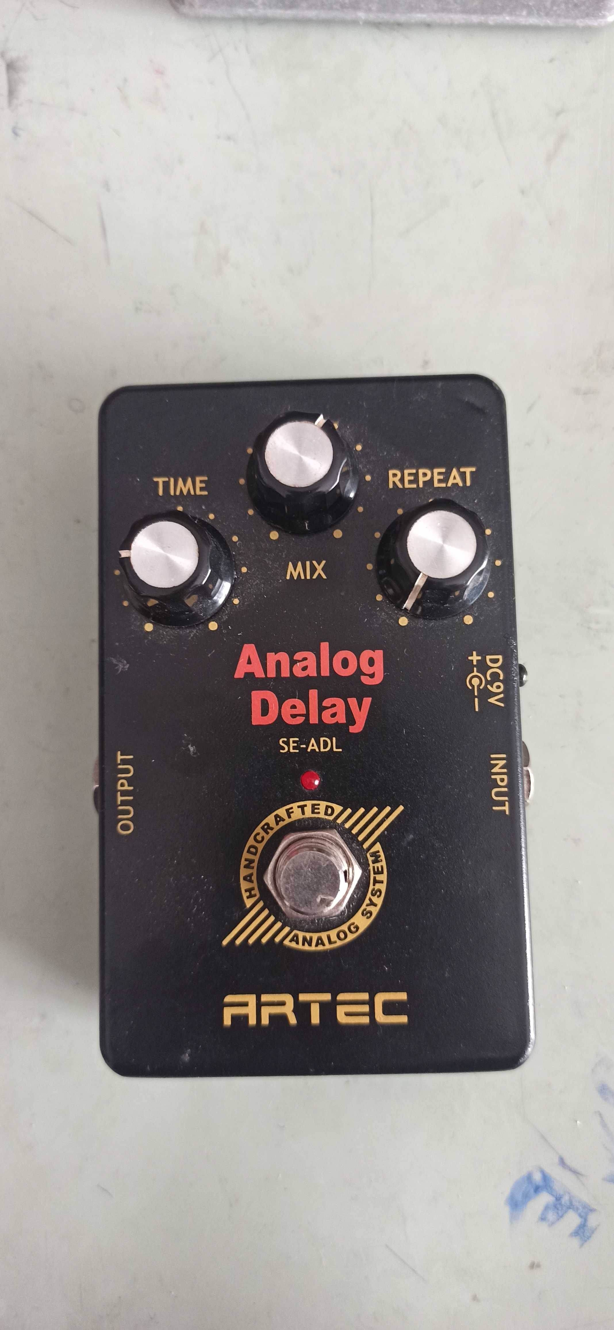 Pedal de delay Artec