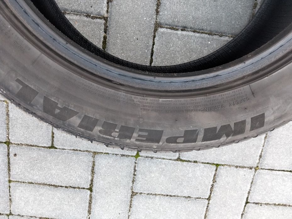 Opony wielosezonowe Imperial 225/55 R17. 4 sztuki