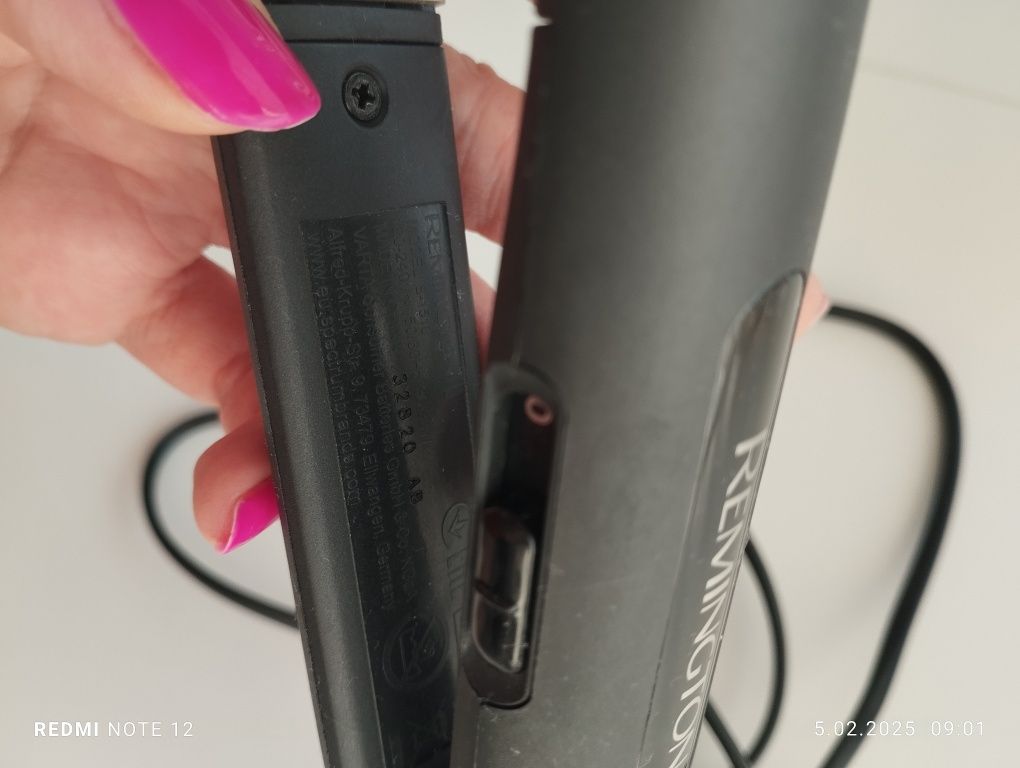 Nowa prostownica Remington ceramiczna