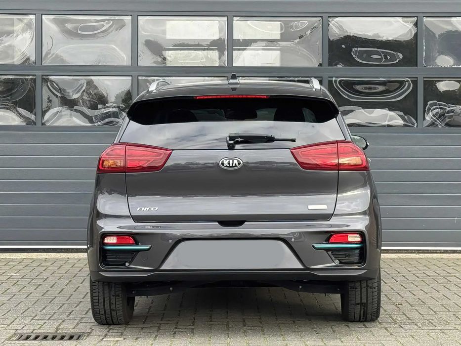 Kia e-Niro      2020