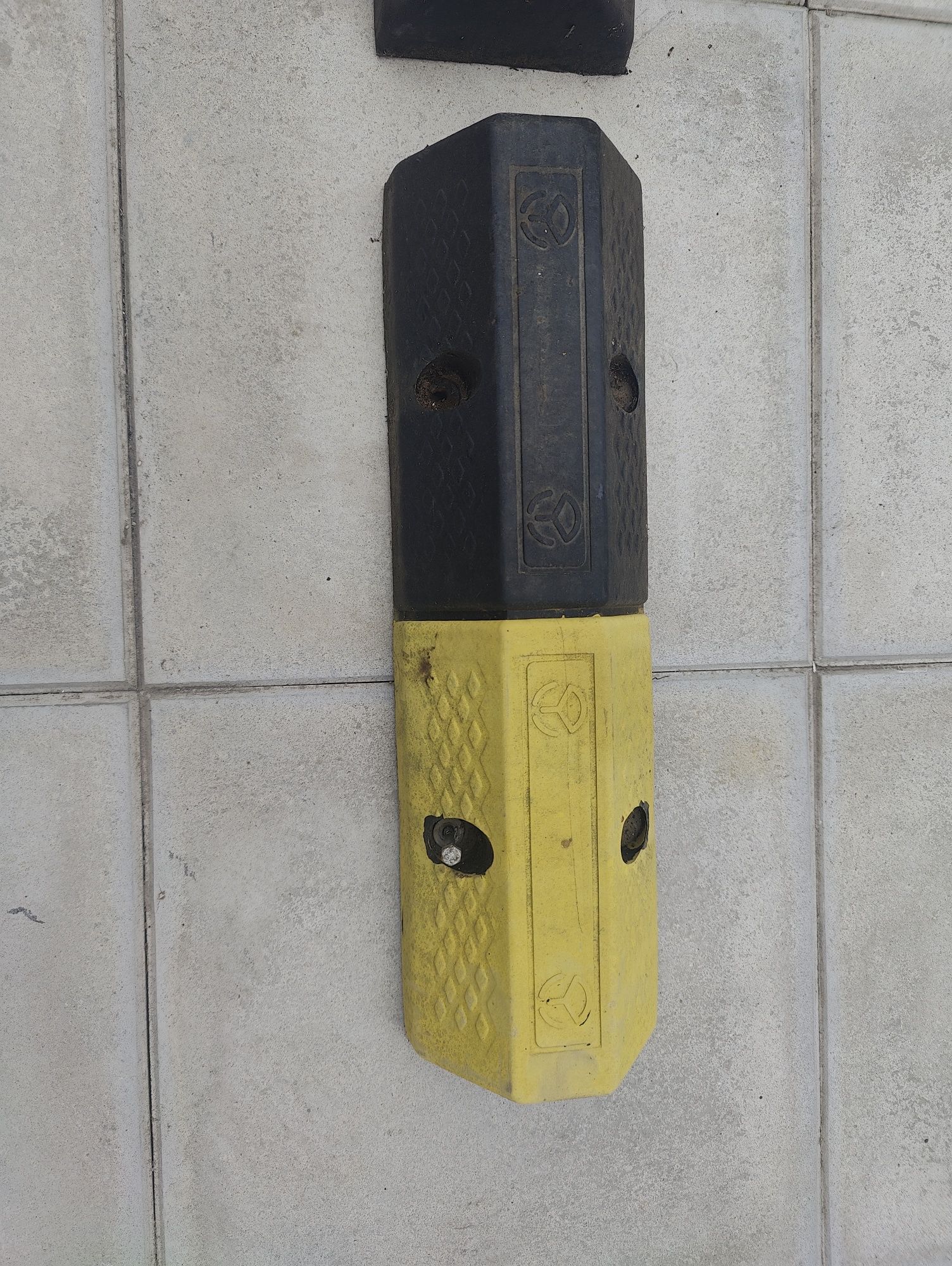 2X Limitador de estacionamento