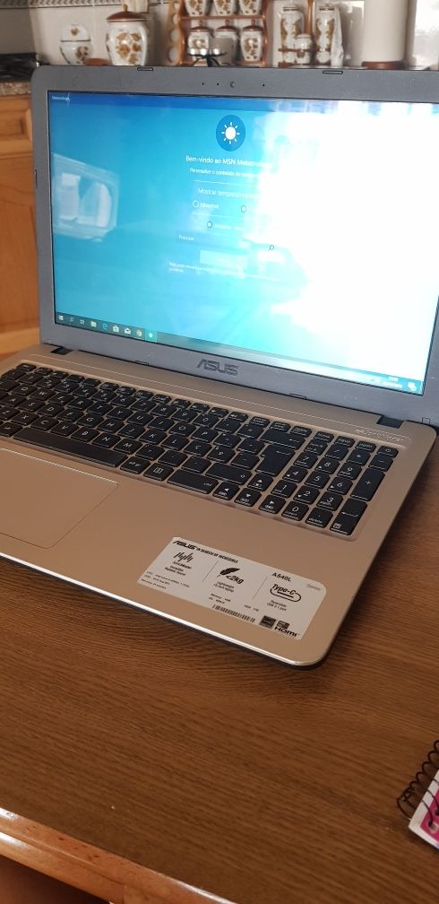 Portátil ASUS A540L