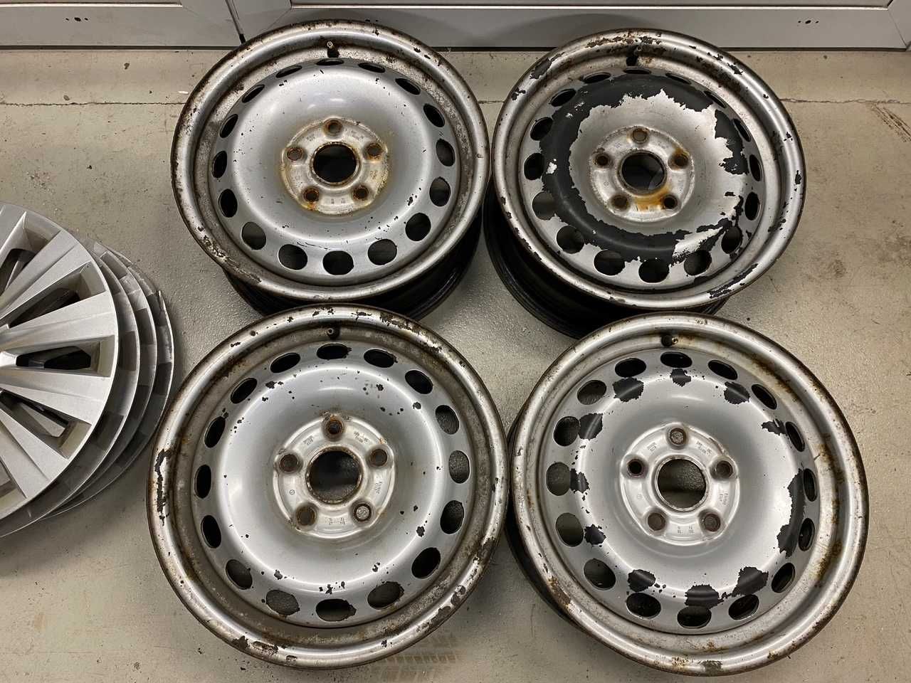 4 x Felga stalowa VW Volkswagen 15 cali 5x112 + kołpaki, skoda i inne