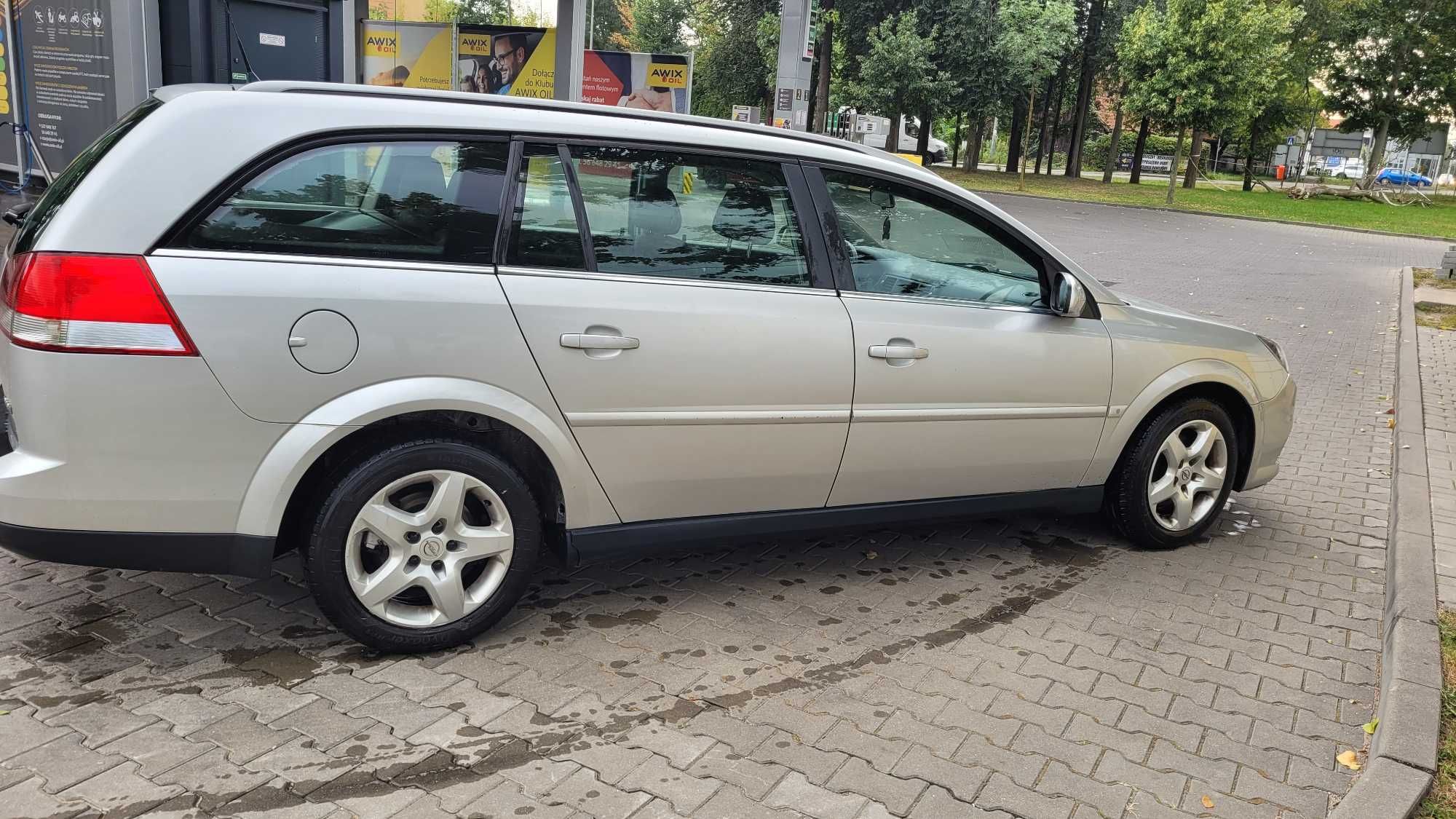 Opel Vectra 1.9 CDTI 120KM