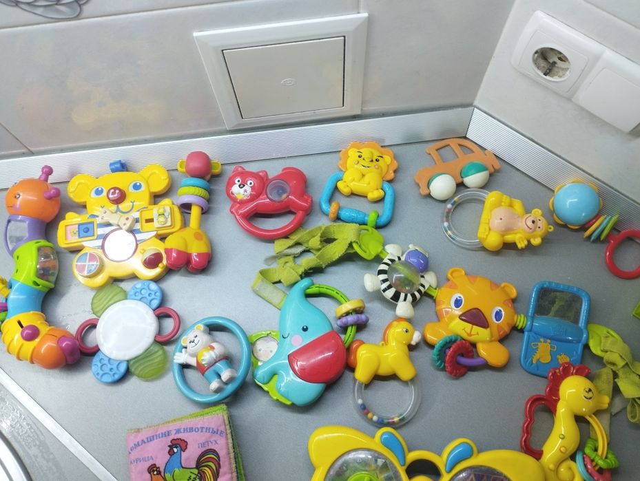 Погремушки игрушки розвивашки цена за всё