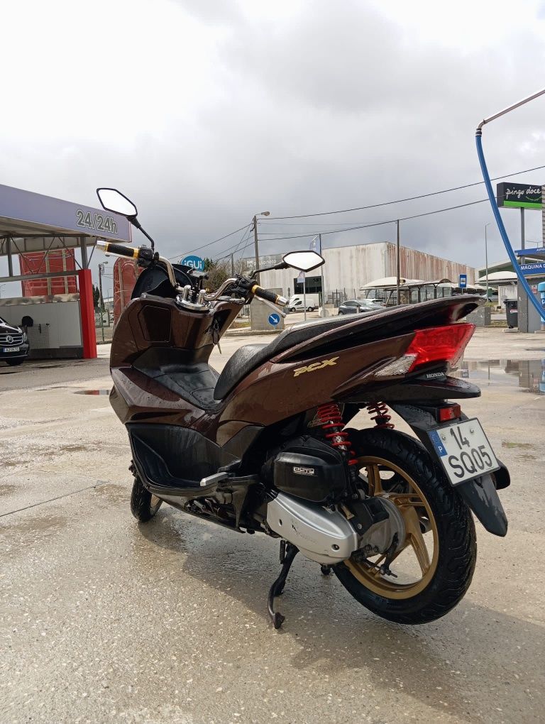 Vendo Honda PCX 2017 edição limitada com apenas 41 mil KM rodado