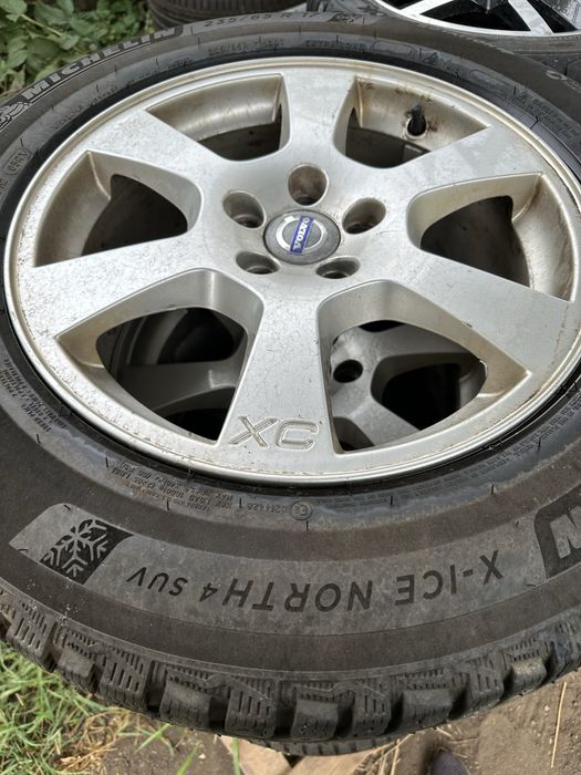 Диски Volvo XC з гумою Michelin