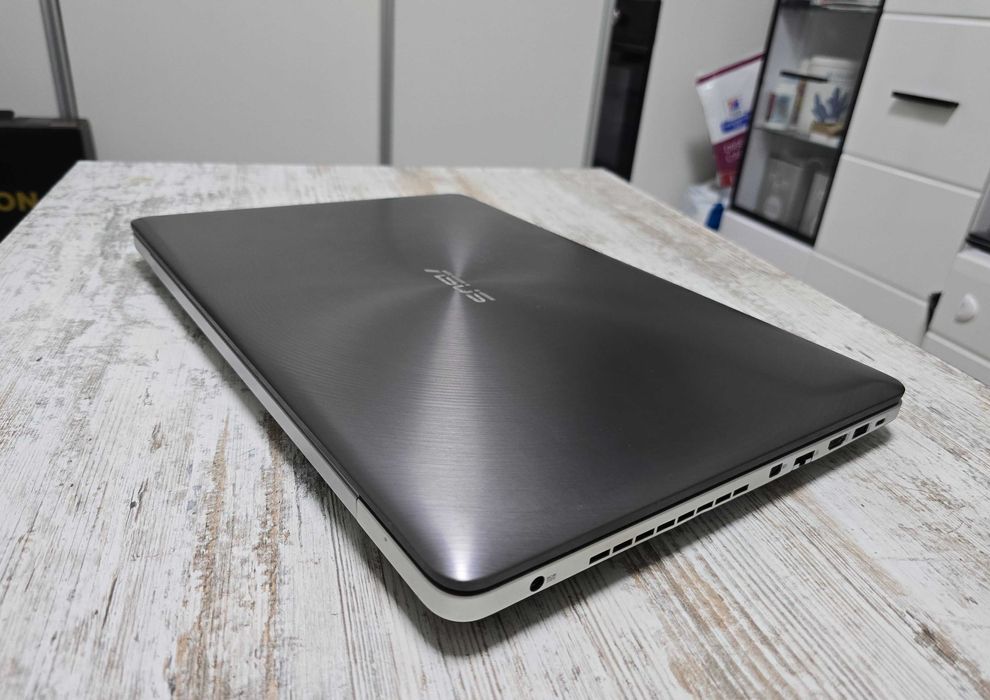 17.3 IPS Игровой Asus (Core i7/Nvidia GTX 4GB/12GB DDR4/SSD 128GB+1TB)