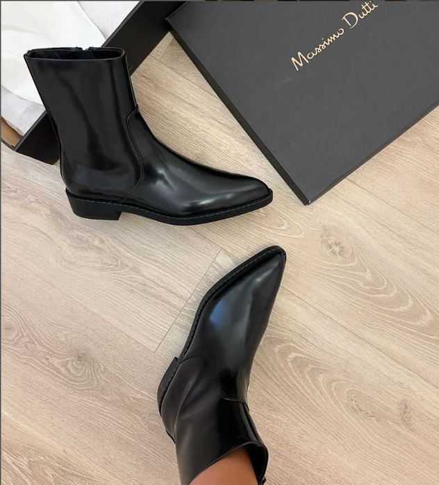 Шкіряні чобітки Massimo Dutti