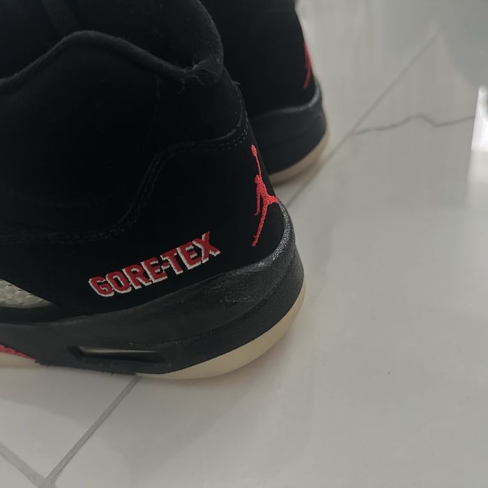 Зимові Чоловічі Кроссовки Nike Air Jordan 5 Retro Gore-Tex 42