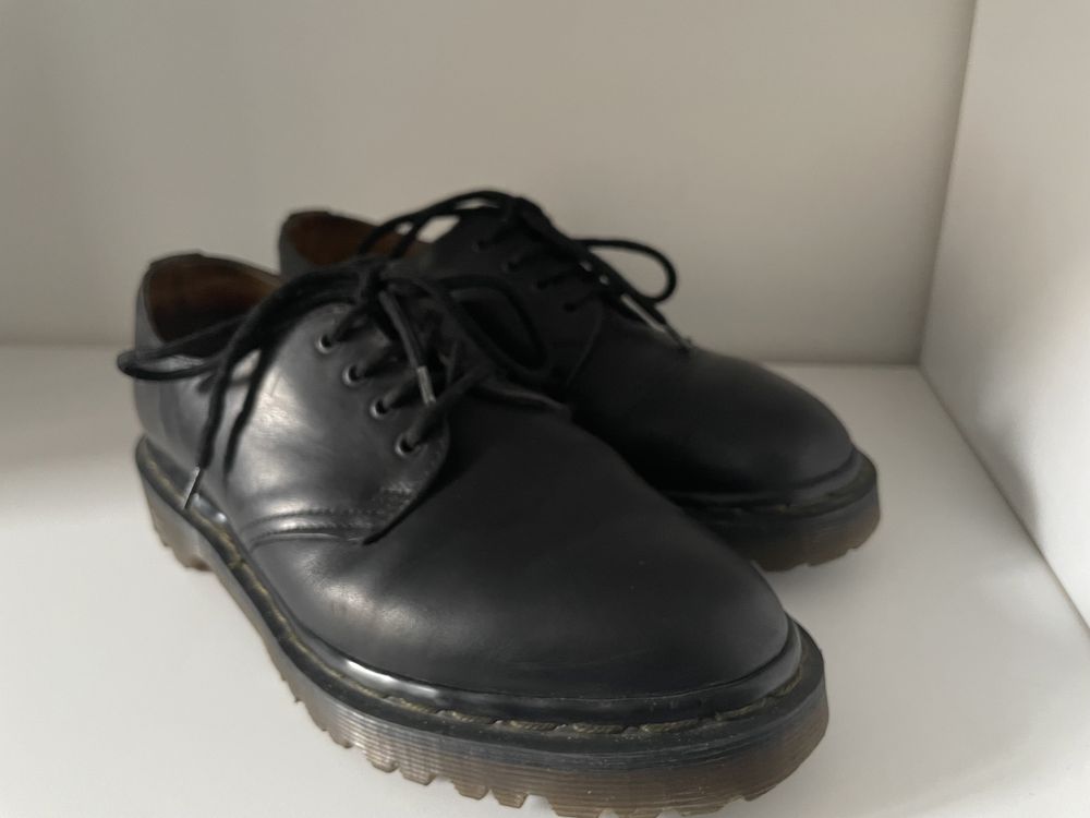 Czarne półbuty dr.Martens oryginalne skórzane do kostki 37,5