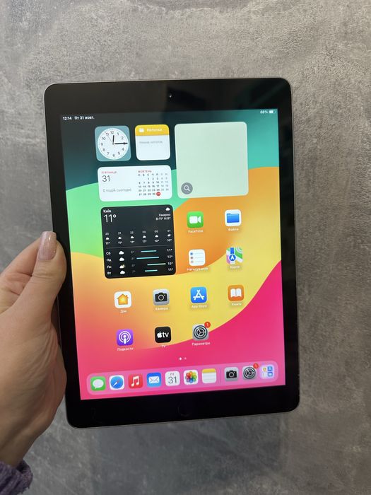 Ipad 6 128 gb в дуже гарному стані. Акум 85%