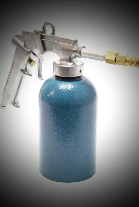 Pistolet do konserwacji woskowania profili zamkniętych